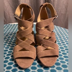 Michel Kors Tan Suede Strappy Sandle ~ 3.5” heel ~  NWOT ~ Size 9